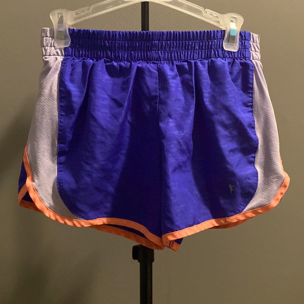 Danskin now active wear shorts size: 7/8